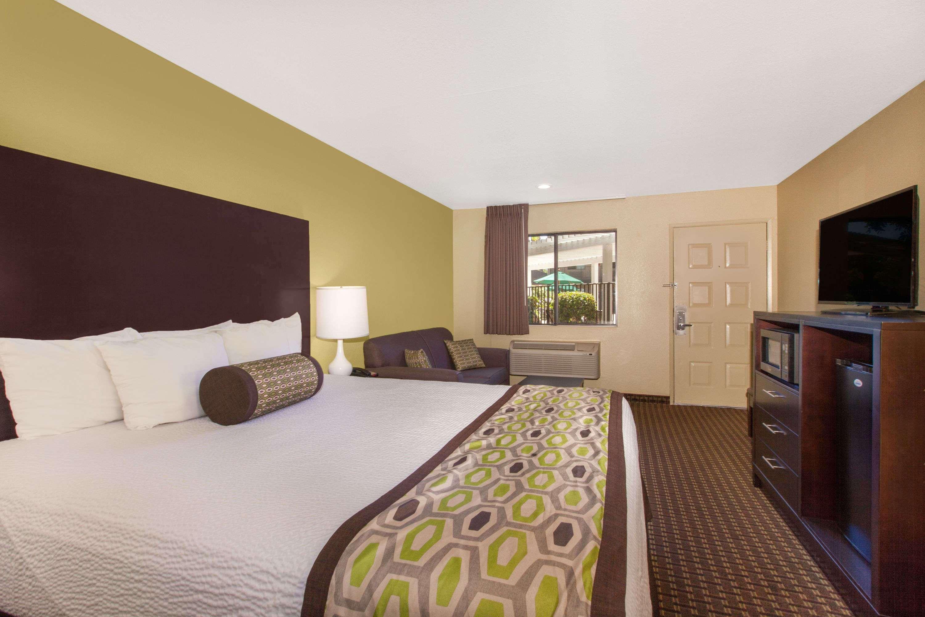 Days Inn By Wyndham San Jose Airport Milpitas Ngoại thất bức ảnh